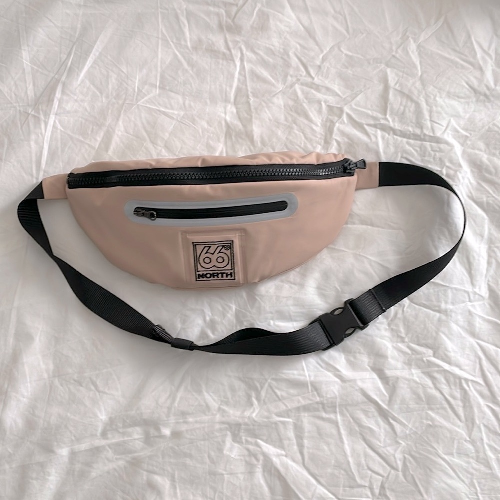 66 Degree North Bum Bag - Rose Sand